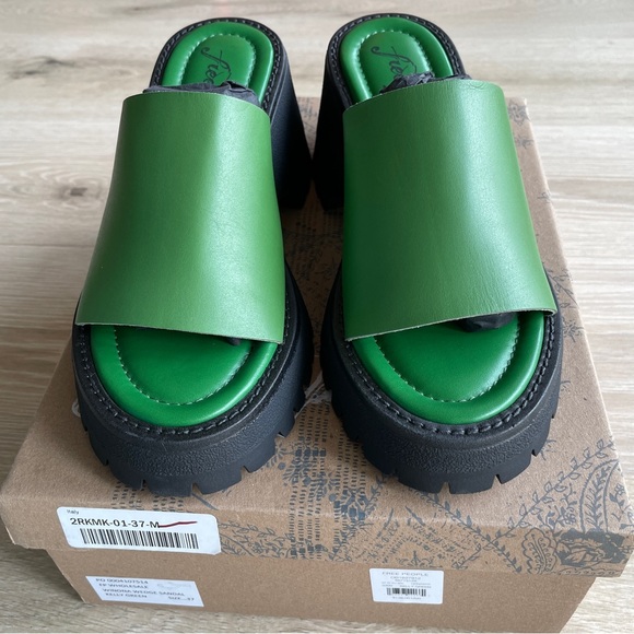NEW Free People Winona Wedge Sandals In Kelly Green - Picture 8 of 9